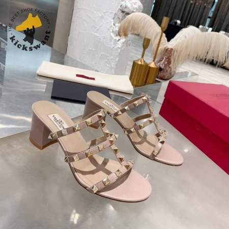 Valentino Garavani Rockstud Raffia Sandals