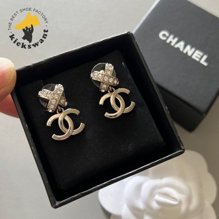 Chanel CC Earrings