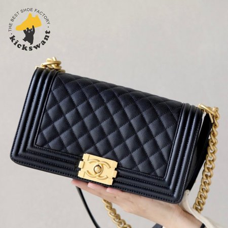 Chanel Boy Flap Quilted Diamond Caviar New Medium Black