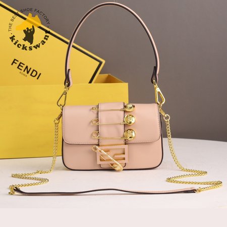 Fendi Baguette 8948