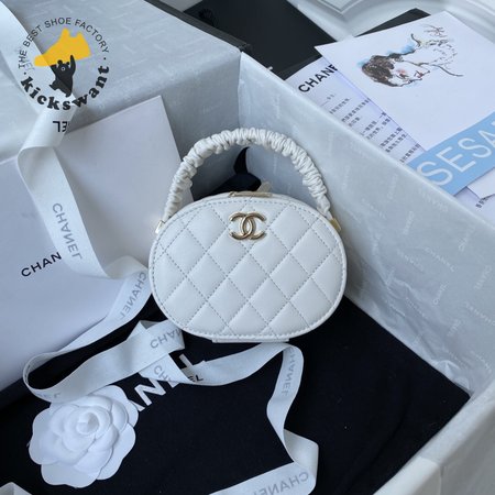 Chanel 22s AP2731