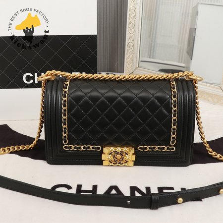 Chanel Boy 8012