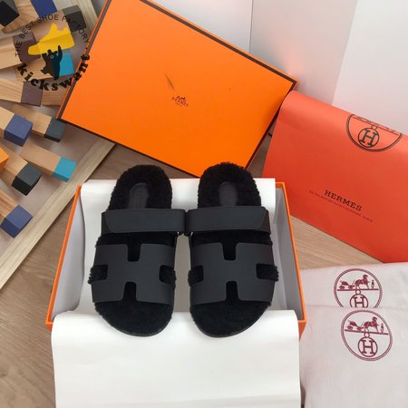 Hermes Chypre Sandal Black